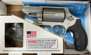 Smith & Wesson Governor Silver .45 LC, 2.75″ Barrel